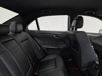 USED 2015 15 MERCEDES-BENZ E-CLASS 2.1 E220 BlueTEC SE Saloon 4dr Diesel G-Tronic+ Euro 6 (s/s) (177 ps) 1 ONE FORMER | 10 SERVICES