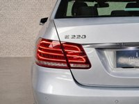 USED 2015 15 MERCEDES-BENZ E-CLASS 2.1 E220 BlueTEC SE Saloon 4dr Diesel G-Tronic+ Euro 6 (s/s) (177 ps) 1 ONE FORMER | 10 SERVICES