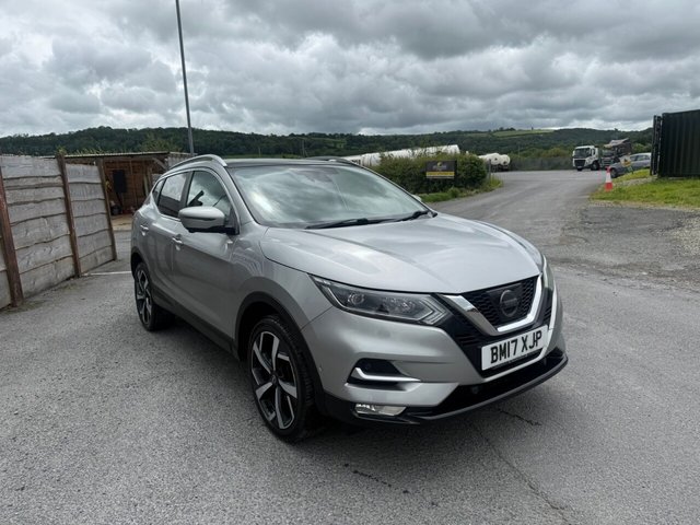View our NISSAN QASHQAI