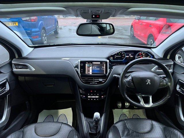 View our PEUGEOT 208