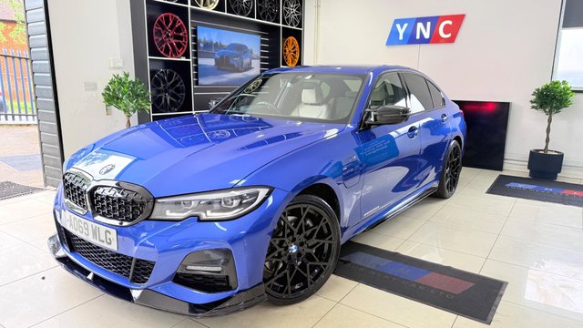 View our BMW 3 SERIES