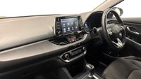 USED 2017 67 HYUNDAI I30 1.0 T-GDi Blue Drive SE Nav Hatchback 5dr Petrol Manual Euro 6 (s/s) (120 ps) 