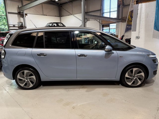 View our CITROEN GRAND C4 PICASSO