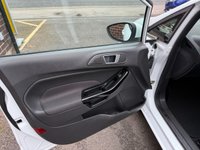 USED 2013 13 FORD FIESTA 1.6 Zetec Hatchback 5dr Petrol Powershift Euro 5 (105 ps) ** GREAT SPEC** **FANTASTIC MPG**
