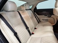 USED 2018 18 JAGUAR XJ 3.0d V6 Portfolio Saloon 4dr Diesel Auto Euro 6 (s/s) (300 ps) SUNROOF + MERIDIAN SURROUND SYSTEM + REVERSING CAMERA