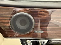 USED 2018 18 JAGUAR XJ 3.0d V6 Portfolio Saloon 4dr Diesel Auto Euro 6 (s/s) (300 ps) SUNROOF + MERIDIAN SURROUND SYSTEM + REVERSING CAMERA