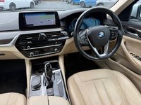 USED 2017 BMW 5 SERIES 2.0 520d SE Saloon 4dr Diesel Auto Euro 6 (s/s) (190 ps) *** FSH - SAT NAV - HEATED LEATHER SEATS ***