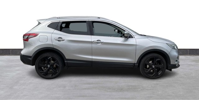 View our NISSAN QASHQAI