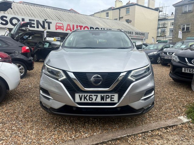 View our NISSAN QASHQAI