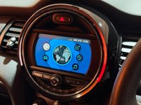 USED 2020 70 MINI HATCH 1.5 One Classic Hatchback 5dr Petrol Steptronic Euro 6 (s/s) (102 ps) Comfort Pack. Auto. Low Miles.