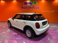 USED 2020 70 MINI HATCH 1.5 One Classic Hatchback 5dr Petrol Steptronic Euro 6 (s/s) (102 ps) Comfort Pack. Auto. Low Miles.