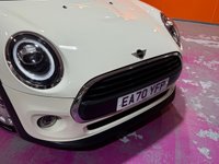 USED 2020 70 MINI HATCH 1.5 One Classic Hatchback 5dr Petrol Steptronic Euro 6 (s/s) (102 ps) Comfort Pack. Auto. Low Miles.