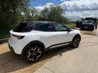 USED 2022 22 VAUXHALL MOKKA ELECTRIC 50kWh SRi Premium SUV 5dr Electric Auto (136 ps) VAT Qualifying