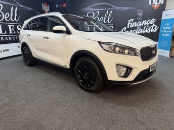 View our KIA SORENTO
