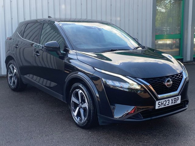 View our NISSAN QASHQAI