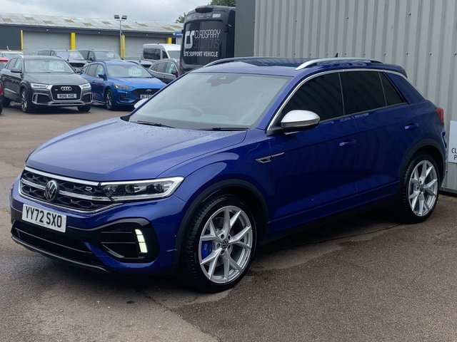 View our VOLKSWAGEN T-ROC