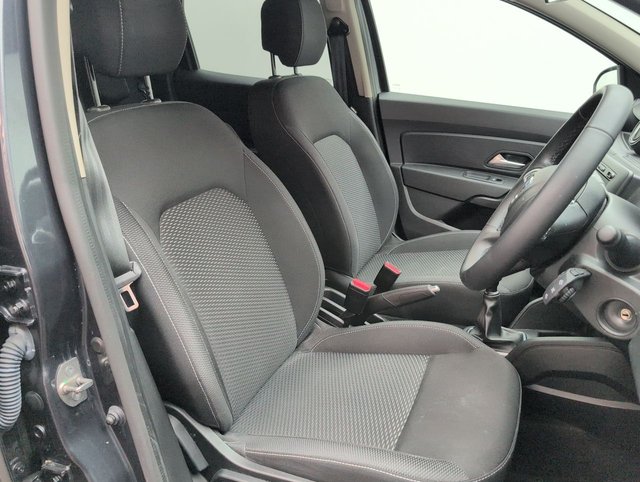 USED 2019 69 DACIA DUSTER 1.0 Duster Comfort TCe 4x2 5dr CLICK+COLLECT / HOME DELIVERY