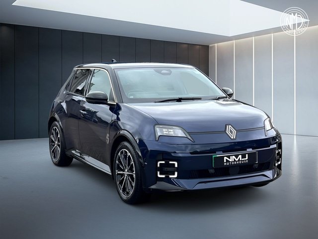 View our RENAULT 5 E-Tech electric