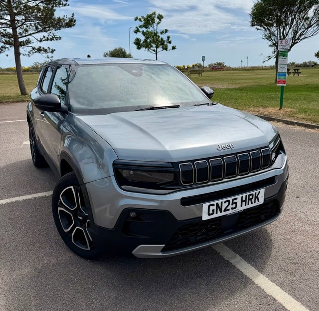 View our Jeep Avenger 1.2 e-Hybrid Summit SUV 5dr Petrol Hybrid e-DCT Euro 6 (s/s) (100 ps)