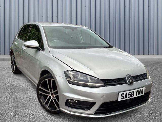 View our VOLKSWAGEN GOLF