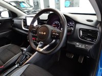USED 2023 23 KIA STONIC 1.0 T-GDi MHEV GT-Line S SUV 5dr Petrol Hybrid DCT Euro 6 (s/s) (118 bhp) SATNAV-HTD SEATS-APPLE CARPLAY