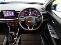 USED 2023 23 KIA STONIC 1.0 T-GDi MHEV GT-Line S SUV 5dr Petrol Hybrid DCT Euro 6 (s/s) (118 bhp) SATNAV-HTD SEATS-APPLE CARPLAY