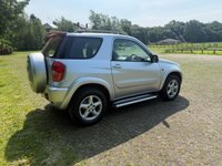USED 2002 52 TOYOTA RAV4 2.0 VVT-i NRG SUV 3dr Petrol Automatic 4WD (224 g/km, 147 bhp) 