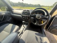 USED 2002 52 TOYOTA RAV4 2.0 VVT-i NRG SUV 3dr Petrol Automatic 4WD (224 g/km, 147 bhp) 