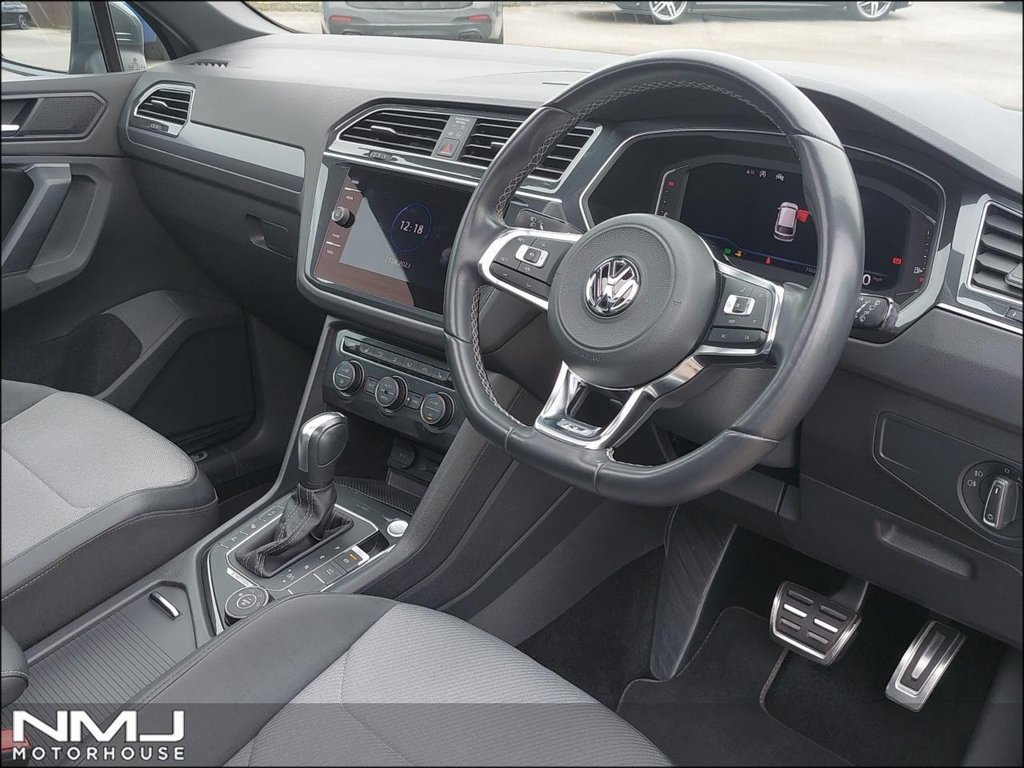 USED 2020 20 VOLKSWAGEN TIGUAN 2.0 TDI R-Line Tech DSG 4Motion Euro 6 (s/s) 5dr 9.9%APR PAN ROOF WINTER PACK