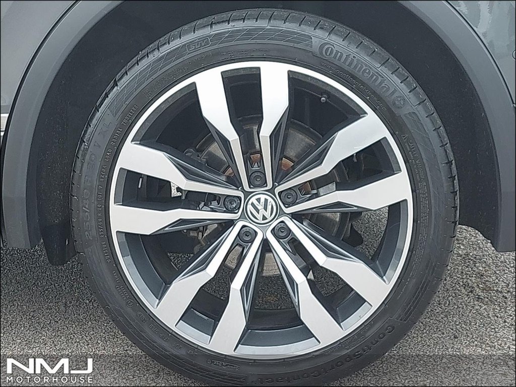 USED 2020 20 VOLKSWAGEN TIGUAN 2.0 TDI R-Line Tech DSG 4Motion Euro 6 (s/s) 5dr 9.9%APR PAN ROOF WINTER PACK