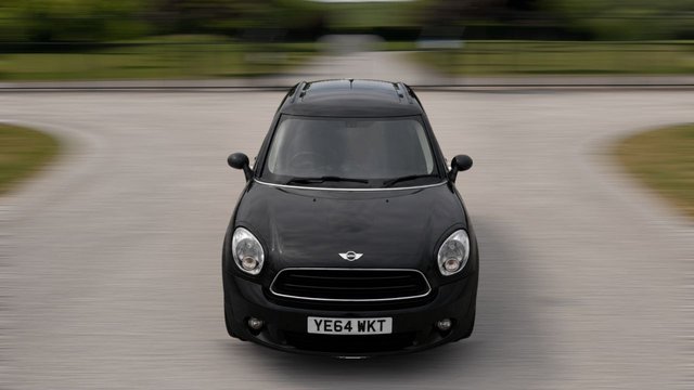 View our MINI COUNTRYMAN