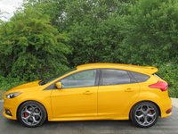 USED 2017 17 FORD FOCUS 2.0 TDCi ST-3 Hatchback 5dr Diesel Manual Euro 6 (s/s) (185 ps) BLUETOOTH AUDIO REAR SENSORS