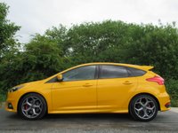 USED 2017 17 FORD FOCUS 2.0 TDCi ST-3 Hatchback 5dr Diesel Manual Euro 6 (s/s) (185 ps) BLUETOOTH AUDIO REAR SENSORS