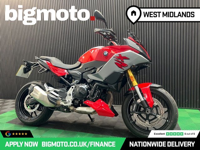 View our BMW F 900 XR