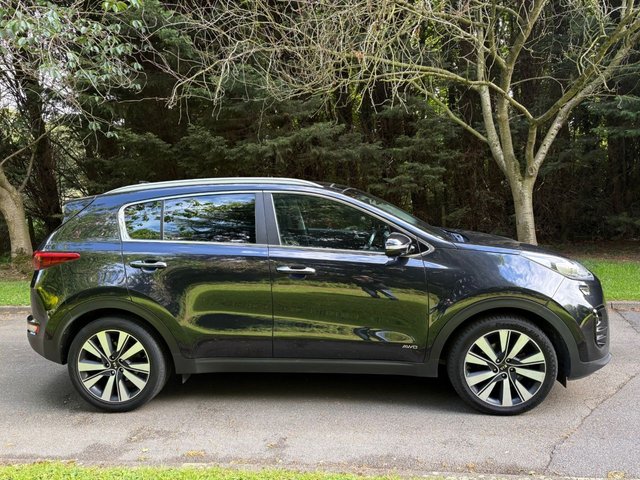 View our KIA SPORTAGE