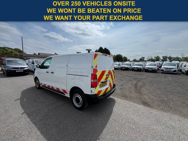 View our VAUXHALL VIVARO