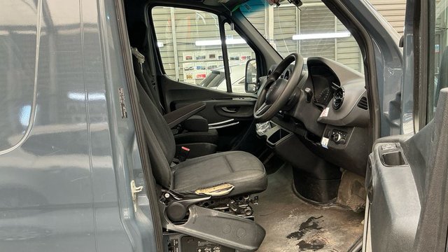 View our MERCEDES-BENZ eSprinter