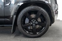 USED 2021 71 LAND ROVER DEFENDER 3.0 D300 MHEV X-Dynamic HSE SUV 5dr Diesel Auto 4WD Euro 6 (s/s) (300 ps) Panoramic sunroof, 360 Camera with front and rear sensors, Meridian sound, 22" Alloy wheels, Heated/Cooled, electric front seats with memory function, Heated multi function steering wheel, Heated windscreen, Factory fitted electrically deployable towbar, Adaptive cruise control.