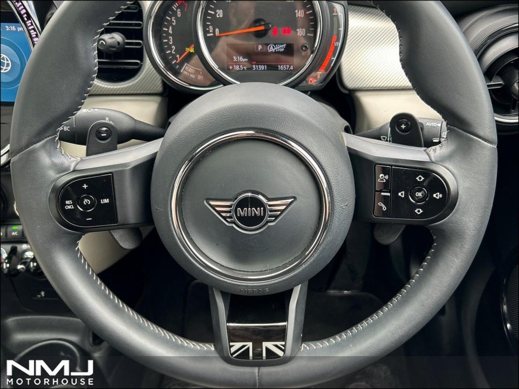 USED 2022 22 MINI HATCH 2.0 Cooper S Exclusive Steptronic Euro 6 (s/s) 5dr 9.9%APR PAN ROOF FULL SH