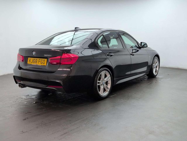USED 2019 68 BMW 3 SERIES 2.0 320i M Sport Auto 4dr CLICK+COLLECT / HOME DELIVERY