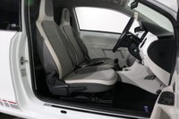 USED 2017 67 VOLKSWAGEN UP! 1.0 up! beats Hatchback 3dr Petrol Manual Euro 6 (s/s) (60 ps) 6 DOCUMENTED SERVICES