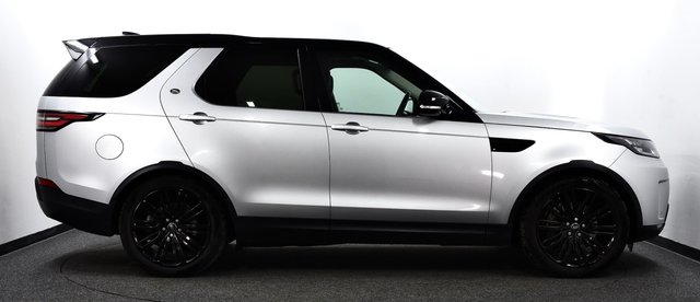 USED 2020 70 LAND ROVER DISCOVERY 3.0 SD V6 HSE Luxury SUV 5dr Diesel Auto 4WD Euro 6 (s/s) (306 ps) &pound;75k New | Rear Ent | E/D/Tbar