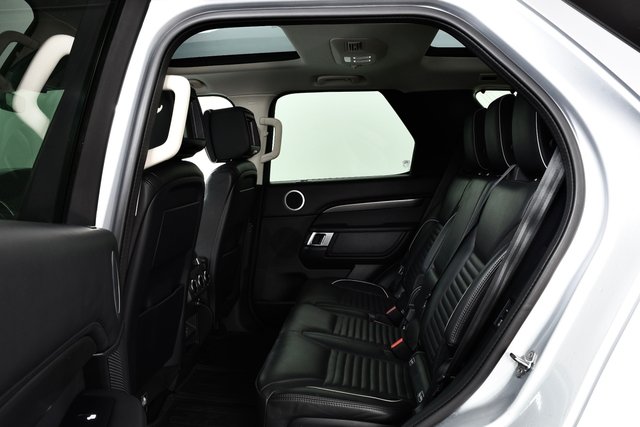 USED 2020 70 LAND ROVER DISCOVERY 3.0 SD V6 HSE Luxury SUV 5dr Diesel Auto 4WD Euro 6 (s/s) (306 ps) &pound;75k New | Rear Ent | E/D/Tbar