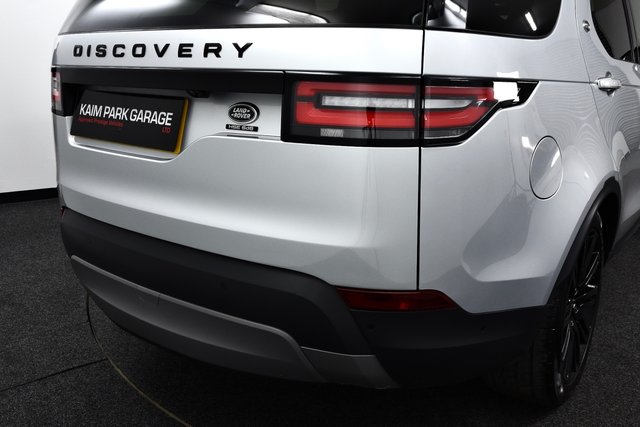USED 2020 70 LAND ROVER DISCOVERY 3.0 SD V6 HSE Luxury SUV 5dr Diesel Auto 4WD Euro 6 (s/s) (306 ps) &pound;75k New | Rear Ent | E/D/Tbar