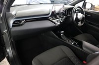 USED 2020 69 TOYOTA C-HR 1.8 VVT-h Design CVT Euro 6 (s/s) 5dr Reverse Camera, Heated Seats,
