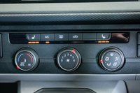 USED 2024 24 VOLKSWAGEN TRANSPORTER 2.0 TDI T32 Highline Kombi Double Cab 5dr Diesel DSG FWD LWB Euro 6 (s/s) (150 ps) Twin Sliding Doors, 2+1 Seats