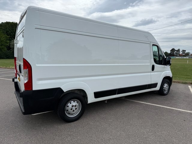 View our CITROEN RELAY