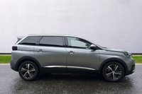 USED 2019 19 PEUGEOT 5008 1.2 PureTech Allure SUV 5dr Petrol Manual Euro 6 (s/s) (130 ps) PARKING CAMERA/HEATED SEATS