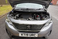 USED 2019 19 PEUGEOT 5008 1.2 PureTech Allure SUV 5dr Petrol Manual Euro 6 (s/s) (130 ps) PARKING CAMERA/HEATED SEATS