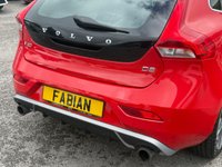 USED 2015 65 VOLVO V40 1.6 D2 R-Design Hatchback 5dr Diesel Manual Euro 5 (s/s) (115 ps) **Full Service History** 